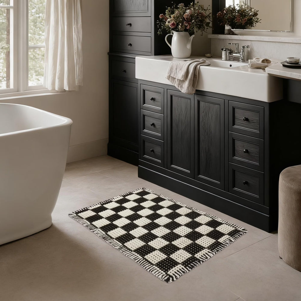 MatEssenz Waffle Bath Mat Non-Slip Machine Washable Super Absorbent Quick-Drying Waffle Woven Carpet Soft and Comfortable Foot Feeling Unslip Bottom Design 20" x 32" Black and White Grid